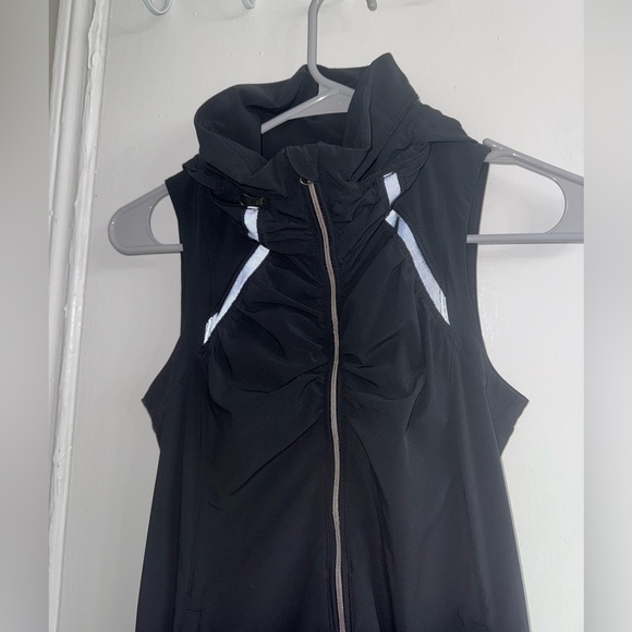 Lululemon Go The Distance Vest Black size 2 - Picture 10 of 16